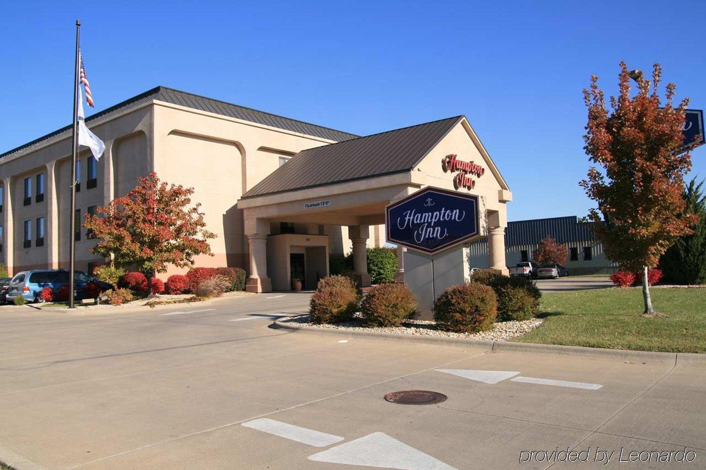Hampton Inn Манхэттен Экстерьер фото