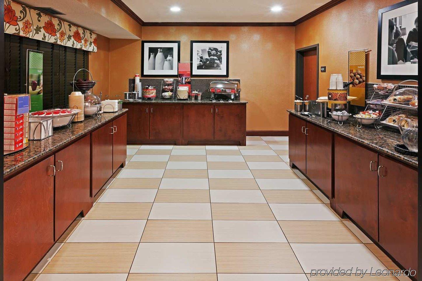 Hampton Inn Манхэттен Ресторан фото