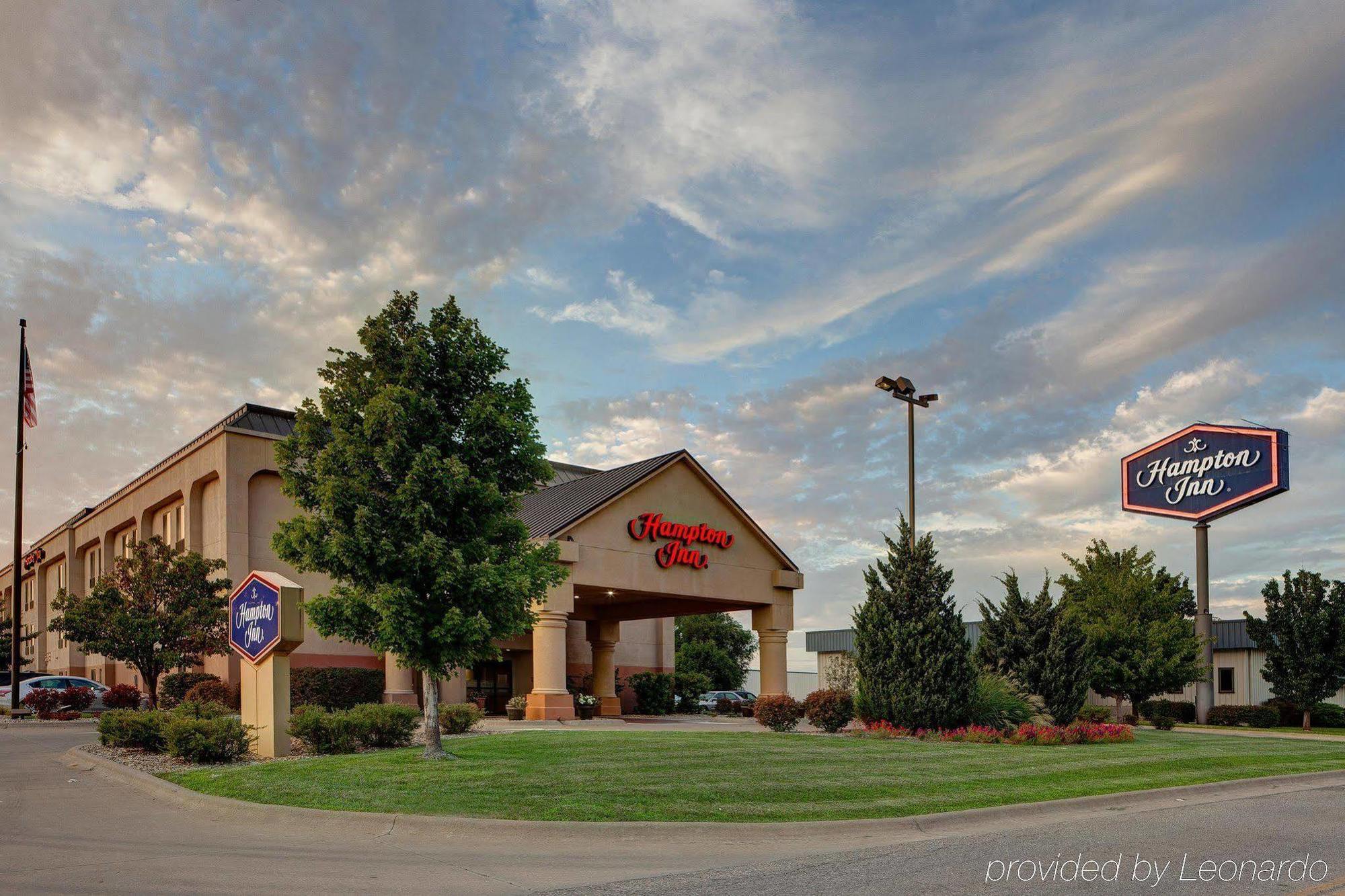 Hampton Inn Манхэттен Экстерьер фото