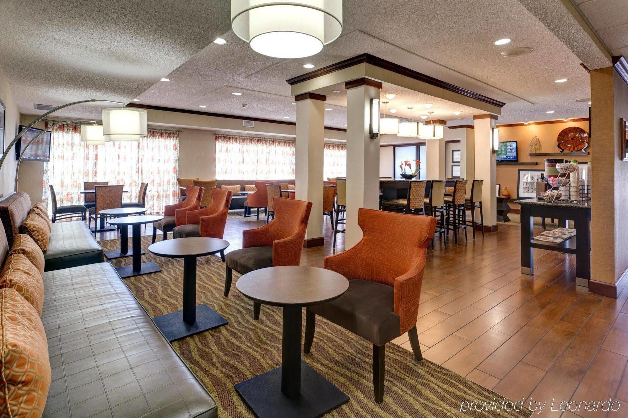 Hampton Inn Манхэттен Экстерьер фото