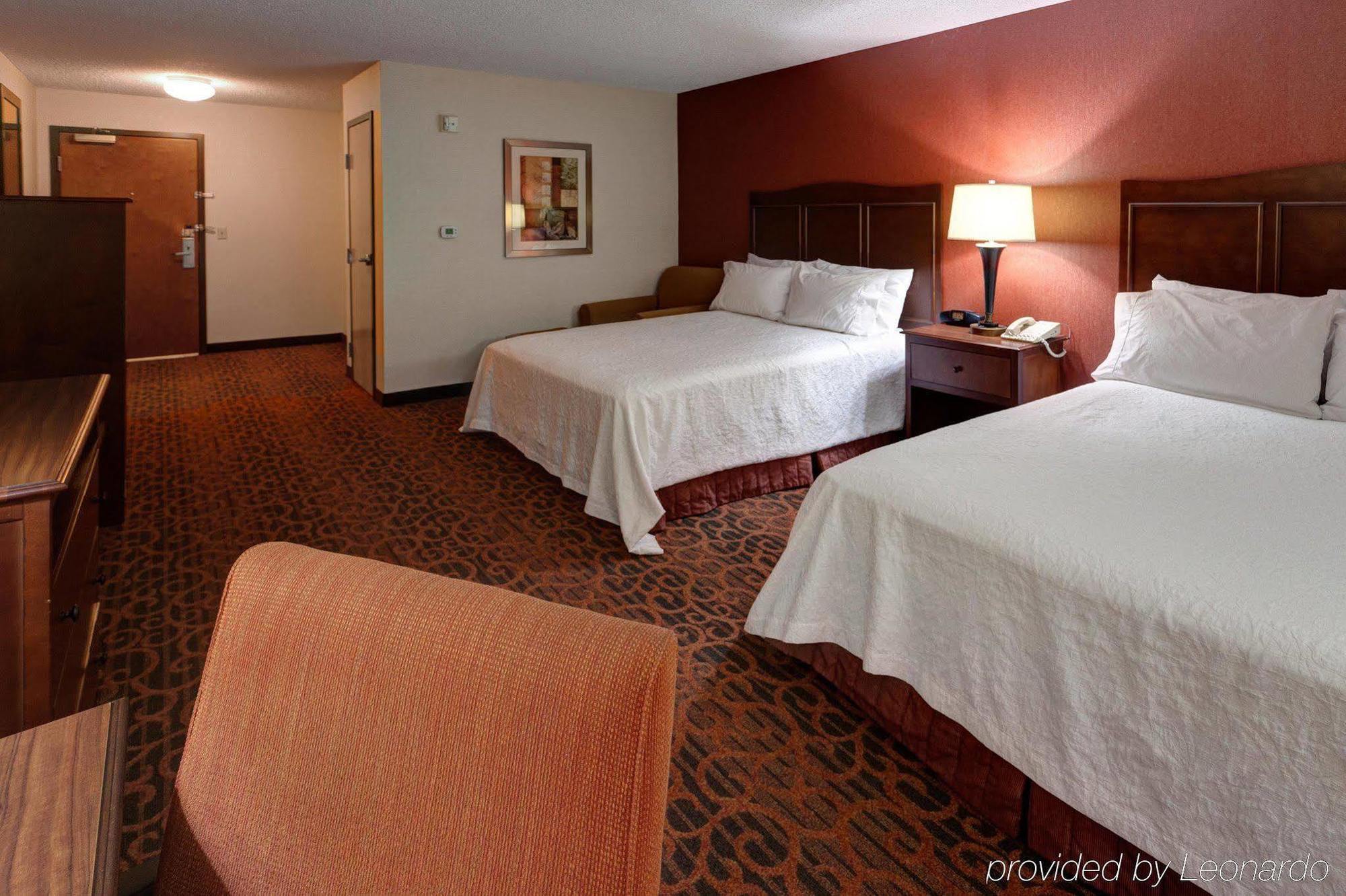 Hampton Inn Манхэттен Экстерьер фото