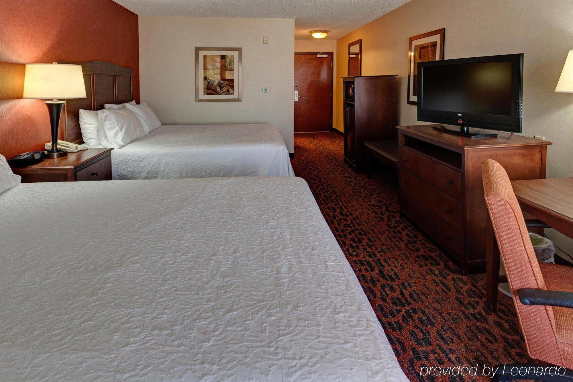 Hampton Inn Манхэттен Экстерьер фото
